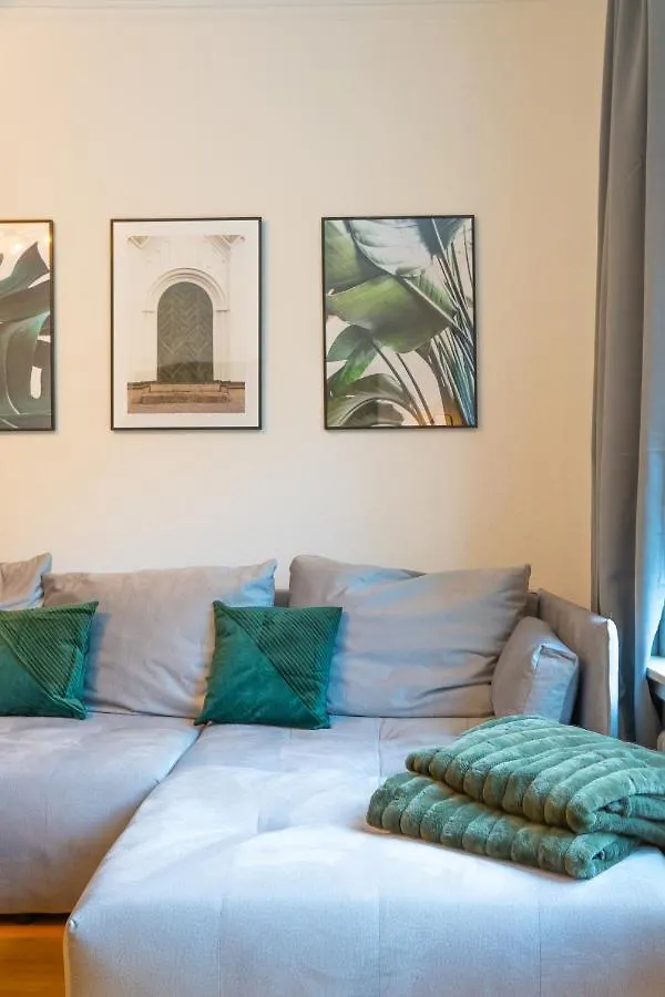Zentrale Wohnung Fusslaeufig Zu Weser Und Innenstadt Βρέμη