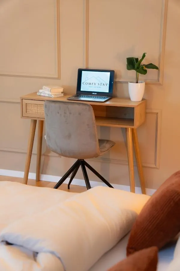 Διαμέρισμα Zentrale Wohnung Fusslaeufig Zu Weser Und Innenstadt Βρέμη